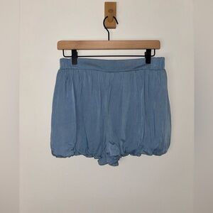 Altar’D State Pull On Bubble Hem Shorts NWOT Size M Blue